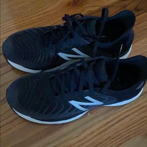 New Balance Tennis Shoes